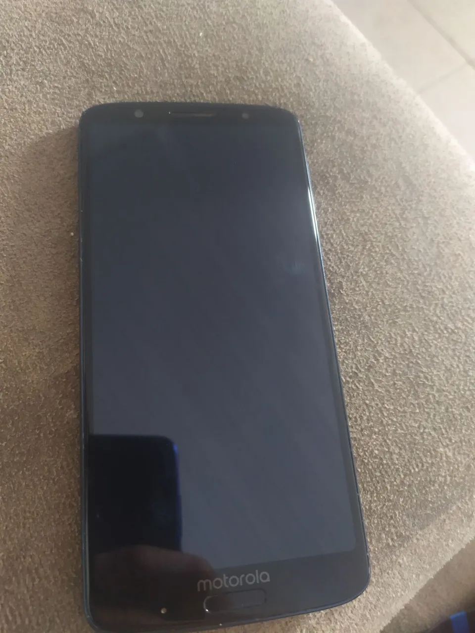 Vendo celular seminovo sem detalhes tela original sem danos