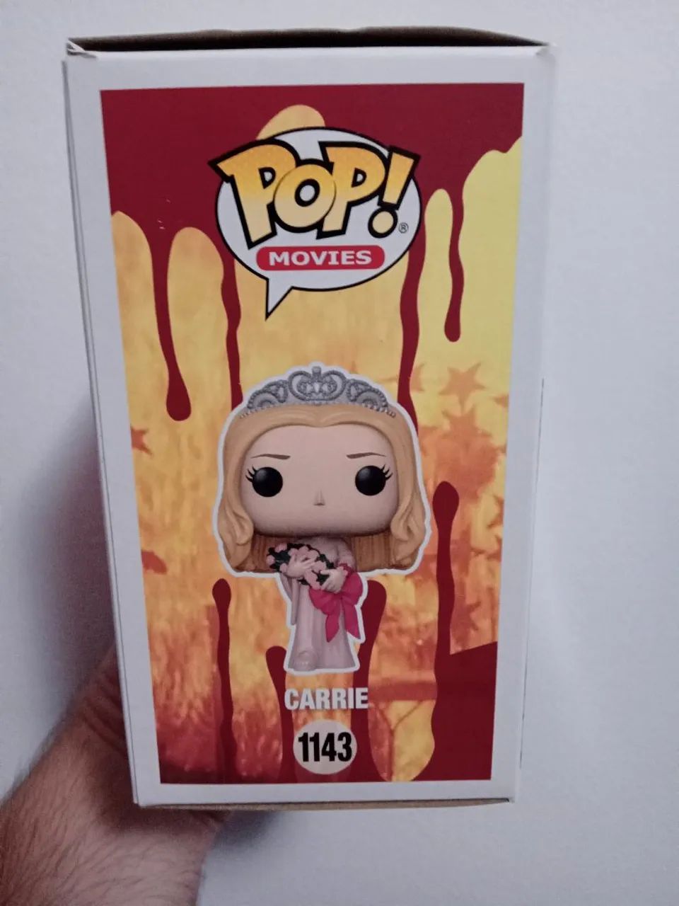 FUNKO POP - CARRIE #1143 (WALMART) - Foto 3