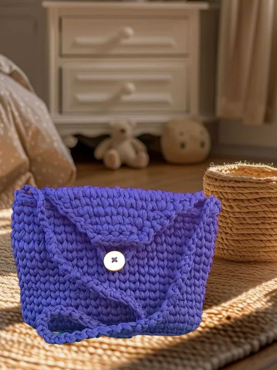 Bolsa Azul Marinho crochê 