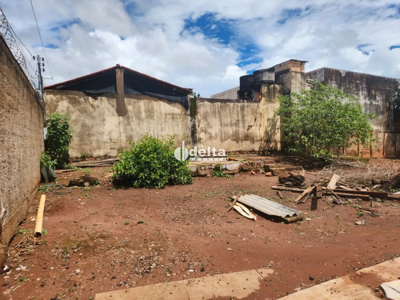 Terreno disponível para locação e venda no bairro Saraiva em Uberlândia-MG - Foto 4