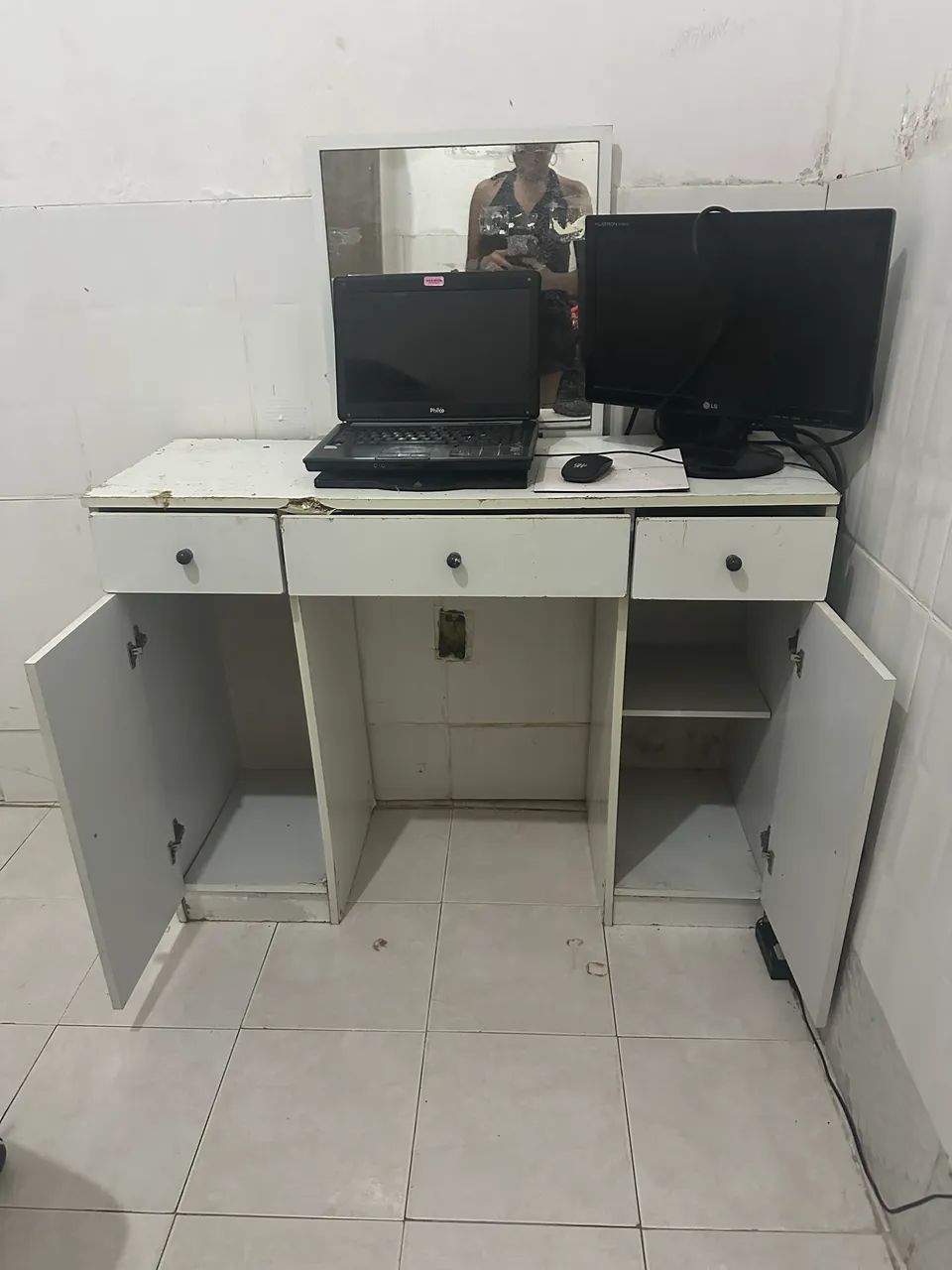 Escrivaninha penteadeira 