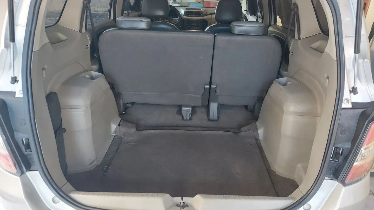 Chevrolet Spin LT 1.8 8V Econo.flex 5P Aut. 2013 - Foto 4