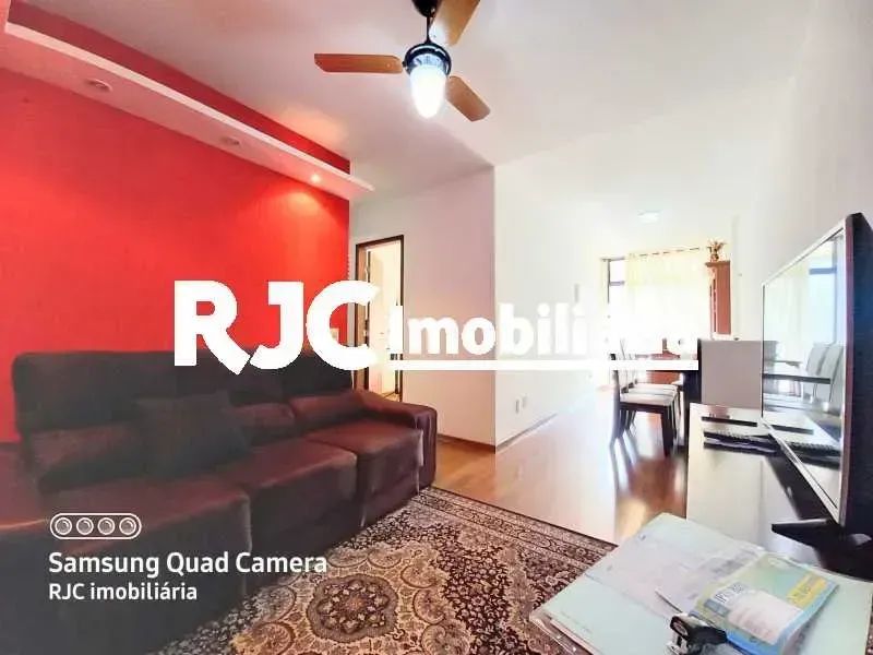 ótimo apto 01 dormitório ( 62 m2) varanda e vaga de garagem escriturada