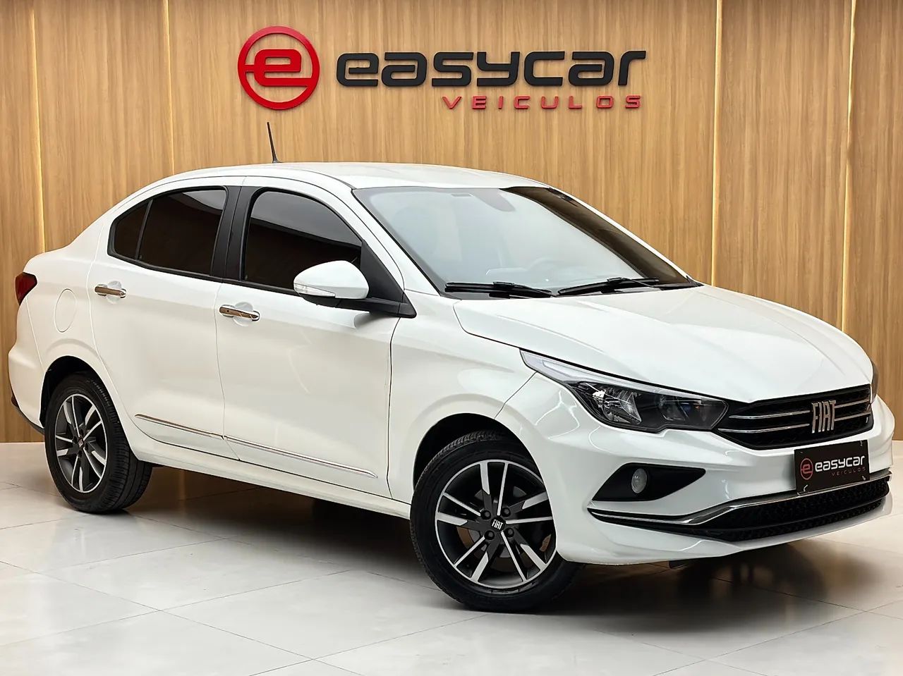 Fiat Cronos Precision 1.3 16V Flex Aut. 2023 - Foto 3
