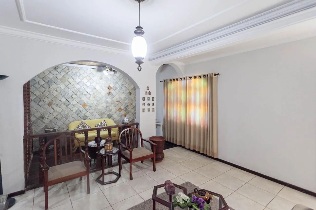 Casa à Venda - Alípio de Melo, 4 Quartos, 253 m2 - Foto 3