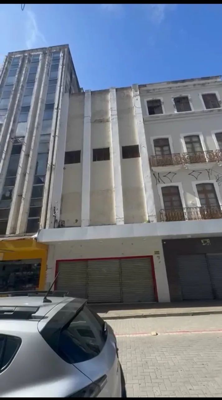 Predio Loja Rua nova - com escadas rolantes e elevador