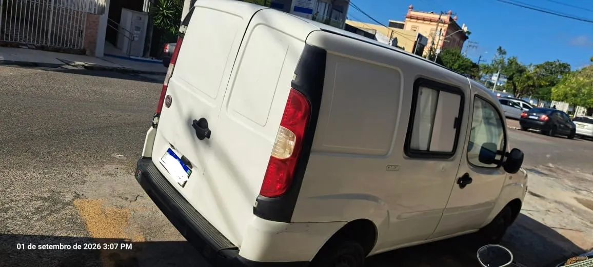 Fiat Doblo Cargo 1.4 MPI Fire Flex 8V 3P 2014 - Foto 2