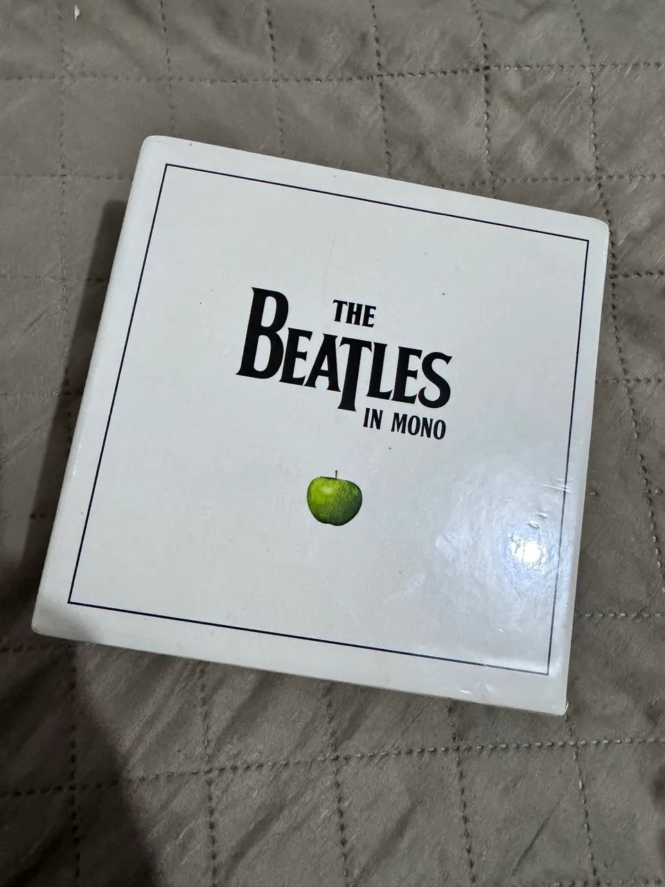 Box Set de CDs The Beatles In Mono com 13 CDs Edição Limitada