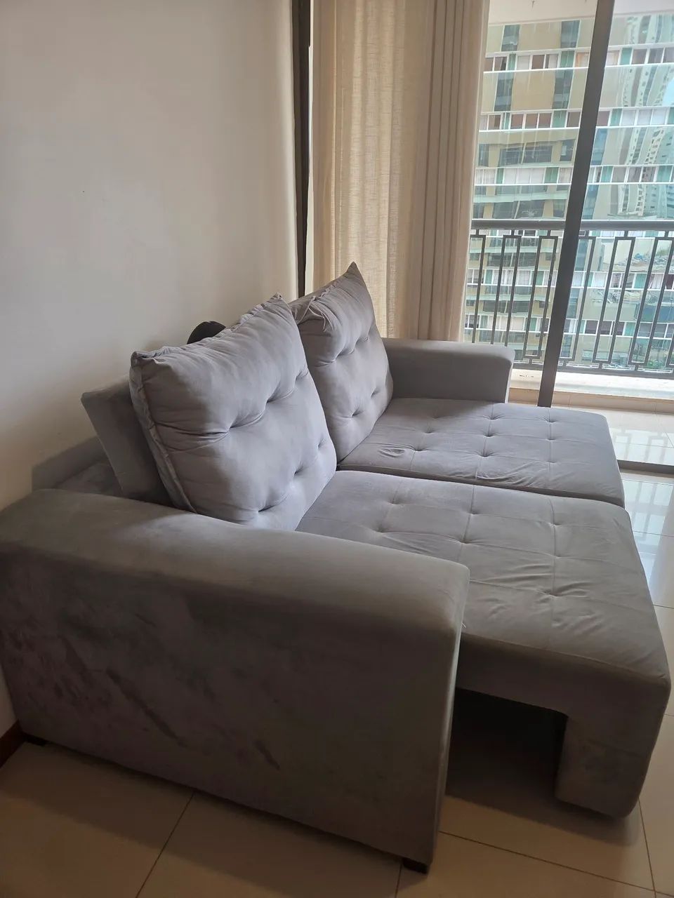 Sofá cinza 2,05?m em ótimo estado - Foto 3