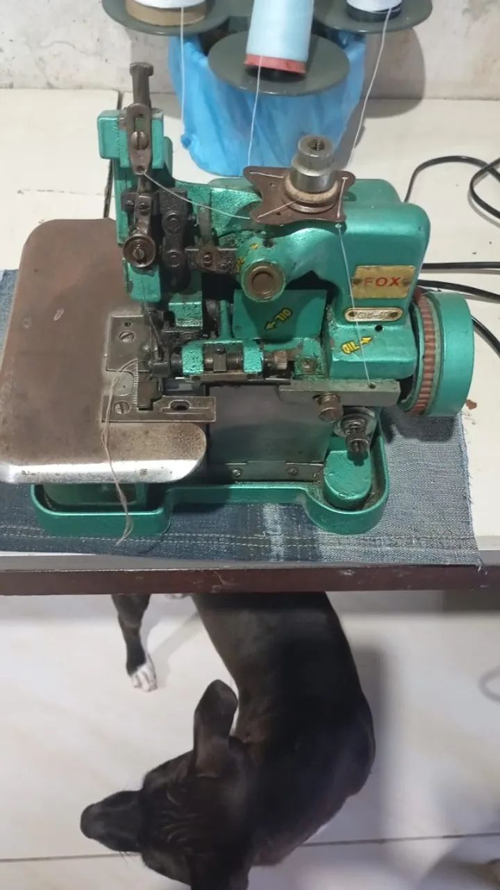 Maquina de costura