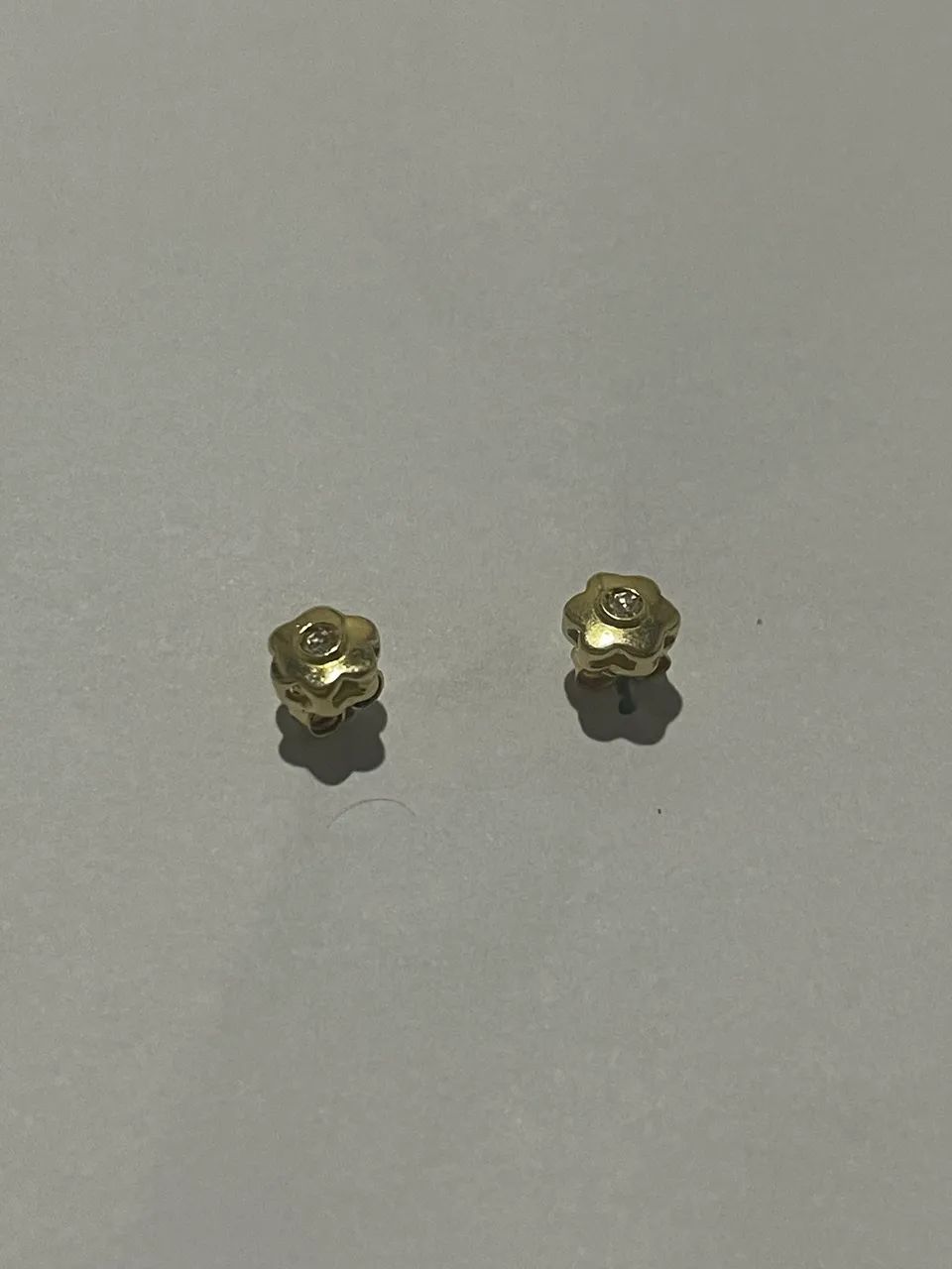 Brincos de Ouro em Flor 1,7g