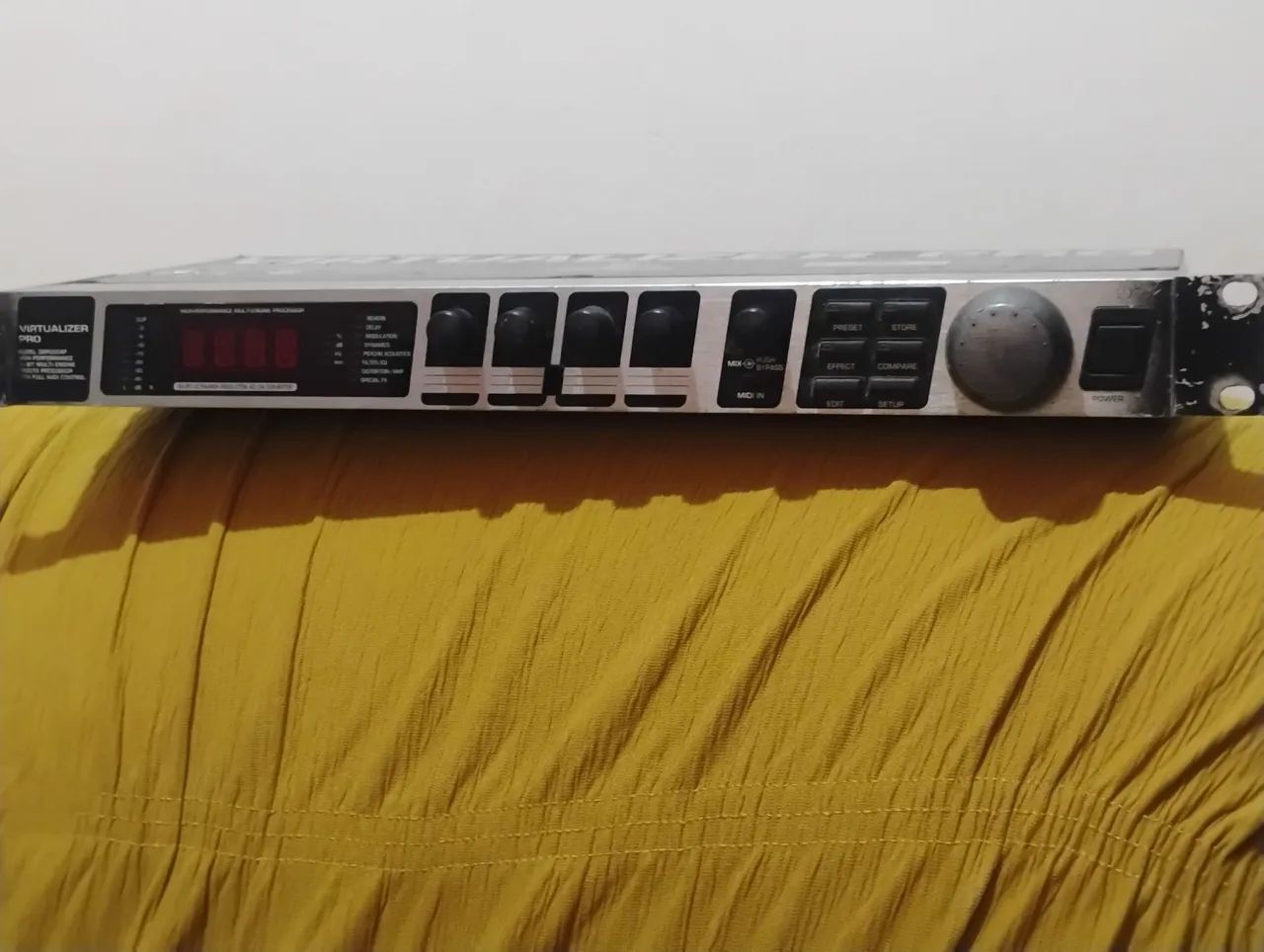 Processador de efeito da Behringer  - Foto 2