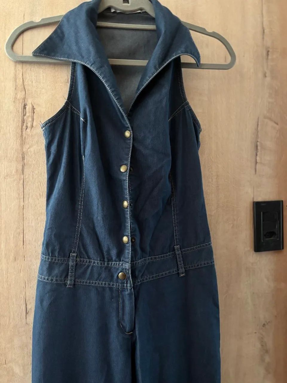 Macacão Jeans longo hit versátil 