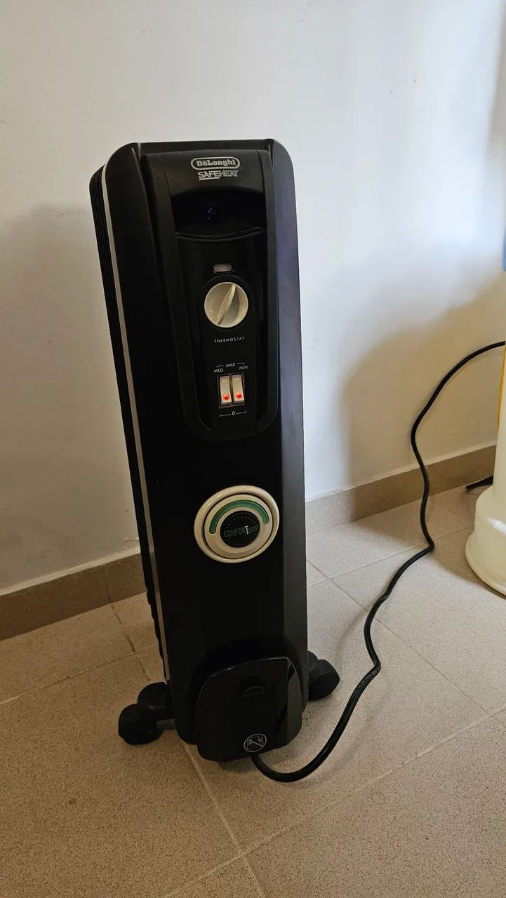 Aquecedor elétrico a óleo 