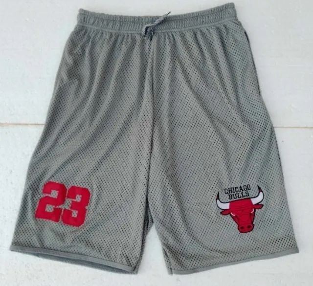 bermuda basquete bordada com bolsos - Foto 5