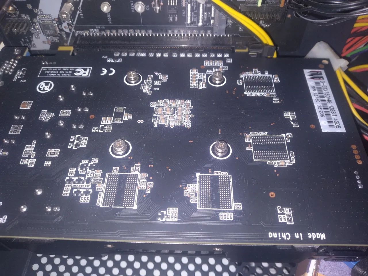 Placa de video gtx 750 4gb