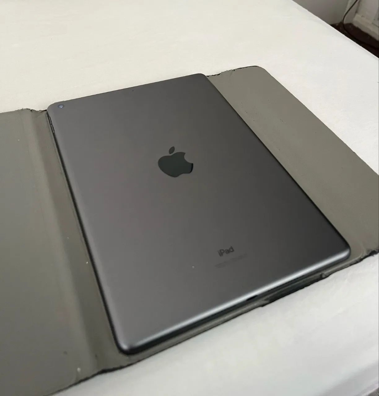 IPad 9ª Geração 64GB na cor cinza espacial - Foto 2