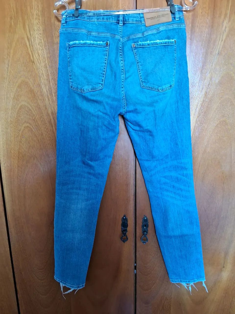 Calça Jeans Destroyed Zara - Tamanho  38 - Foto 2