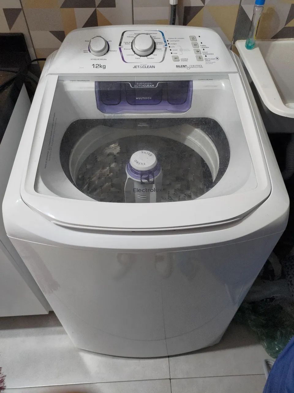 Vendo Máquina de Lavar (Lavadora) Electrolux 12 KG
