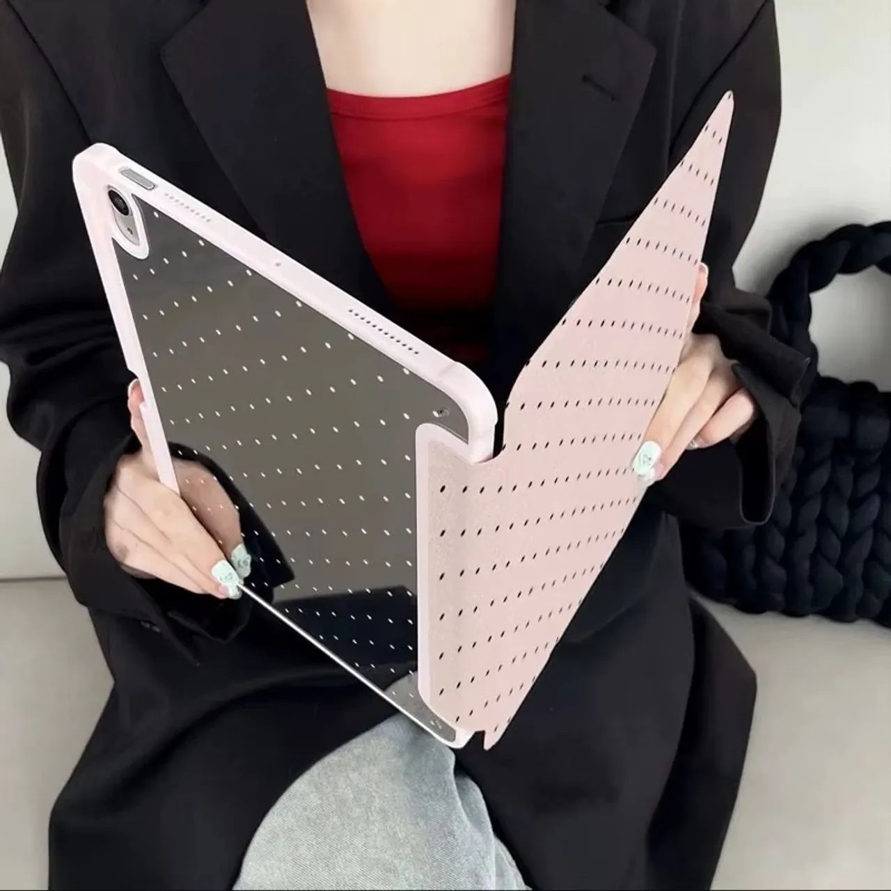 Capa de Proteção para iPad 10 e 11 - Rosa em Poá  - Foto 5