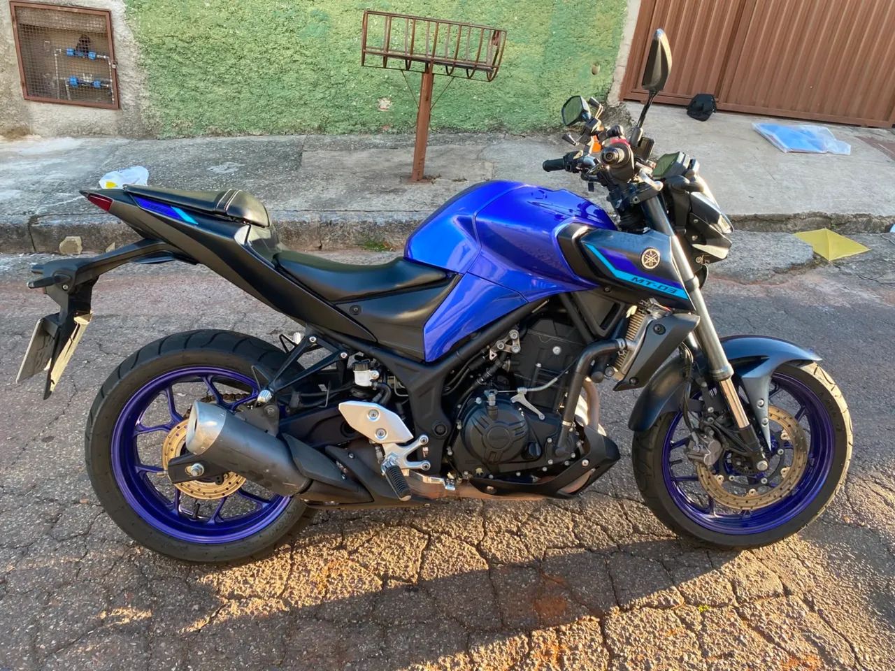 Mt03 /ABS