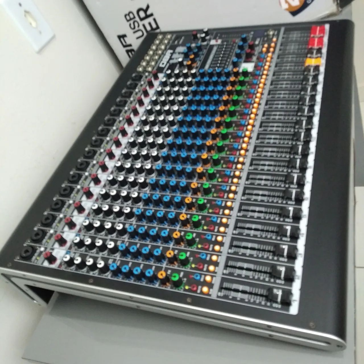 Mesa de Som DBR DM16 USB Interface de áudio451035590957486082