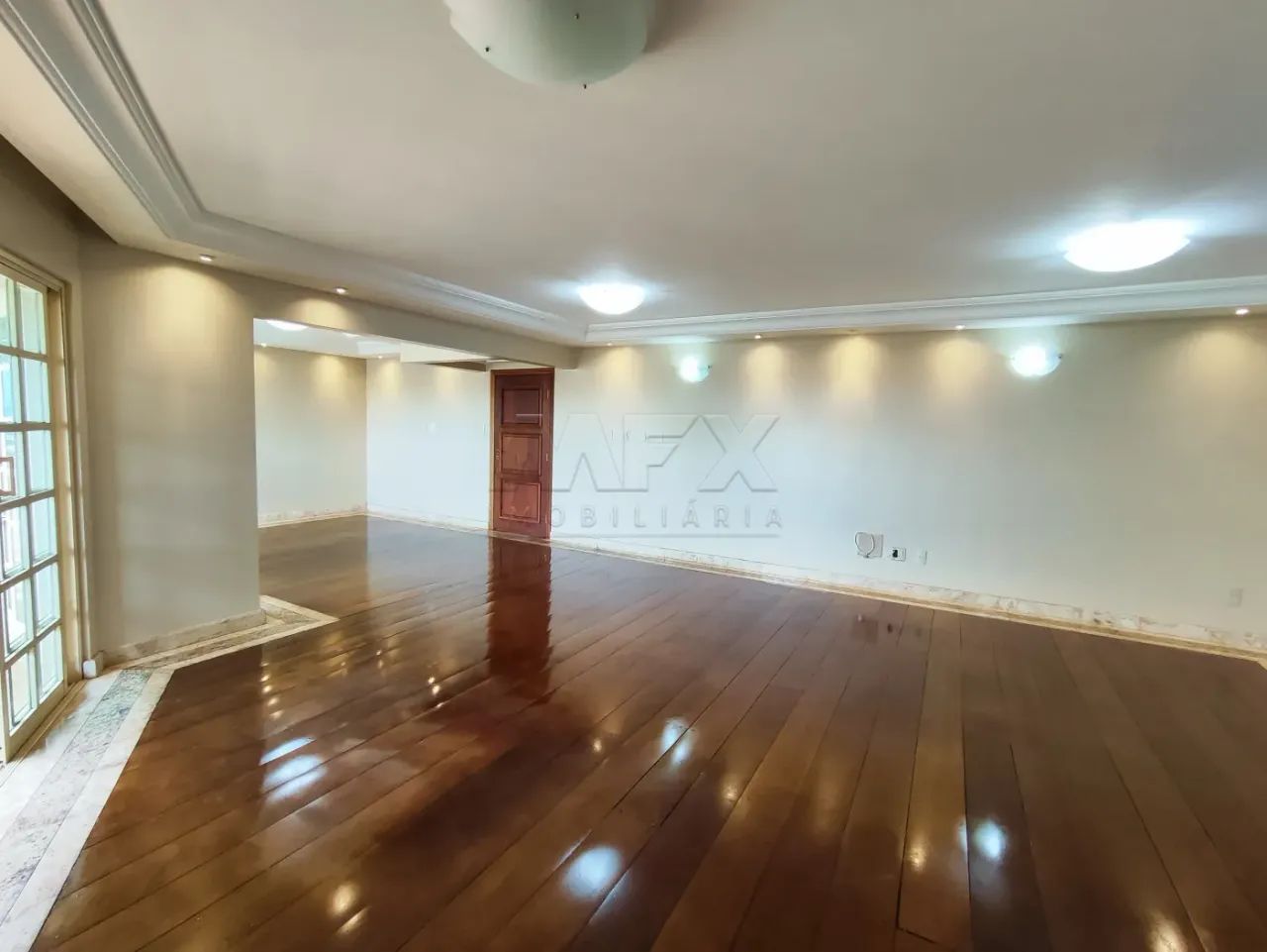Apartamento com 3 suítes - Foto 2