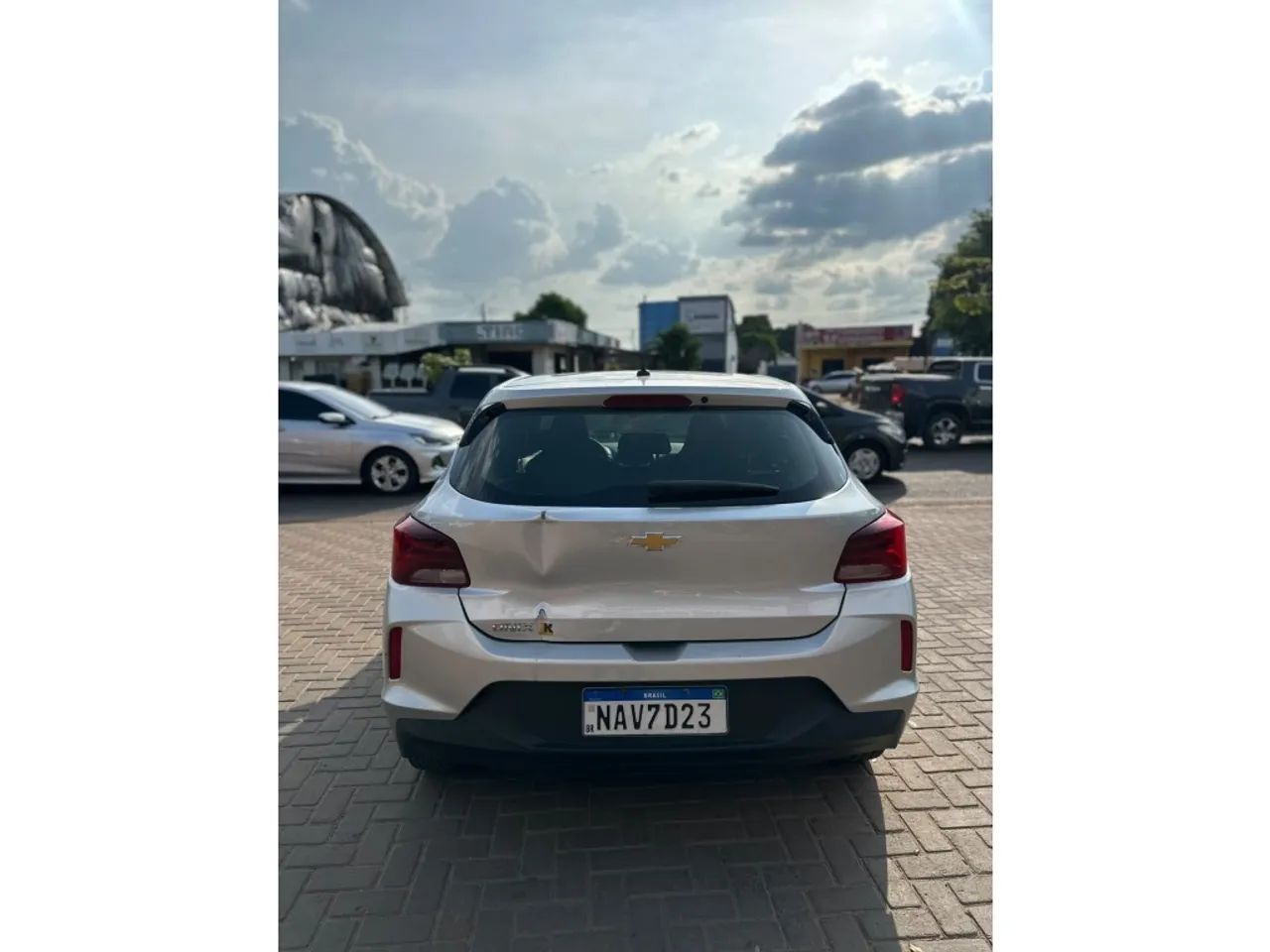 Chevrolet Onix Hatch LT 1.0 8V Flex Mec. 4P 2021 - Foto 4