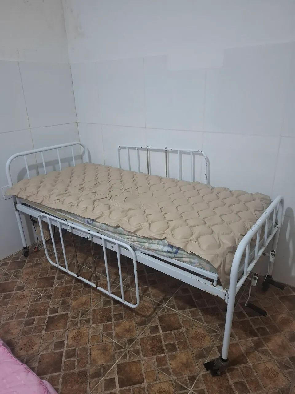 Cama hospitalar  - Foto 2