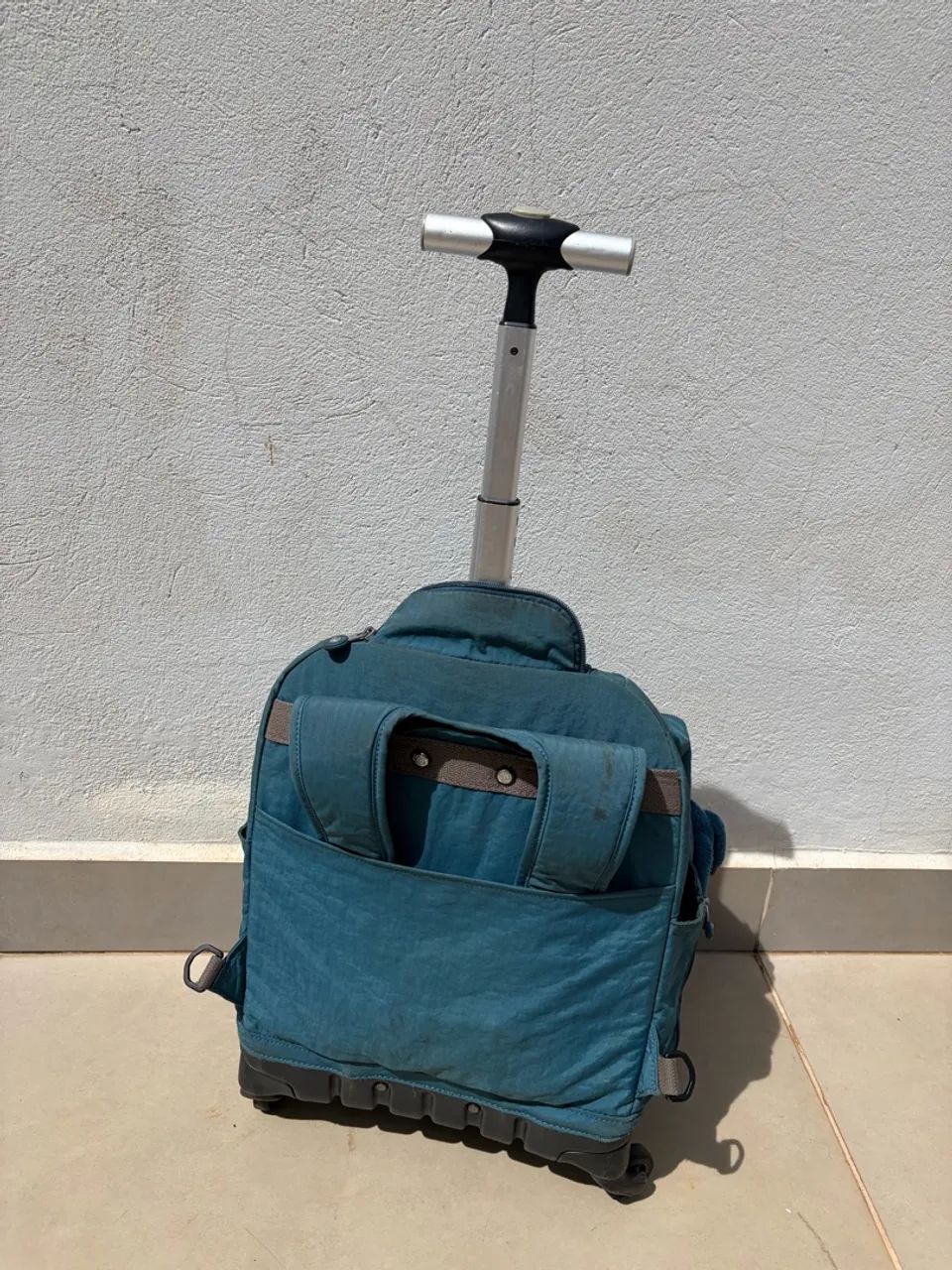 Mochila Kipling com rodinhas  - Foto 2