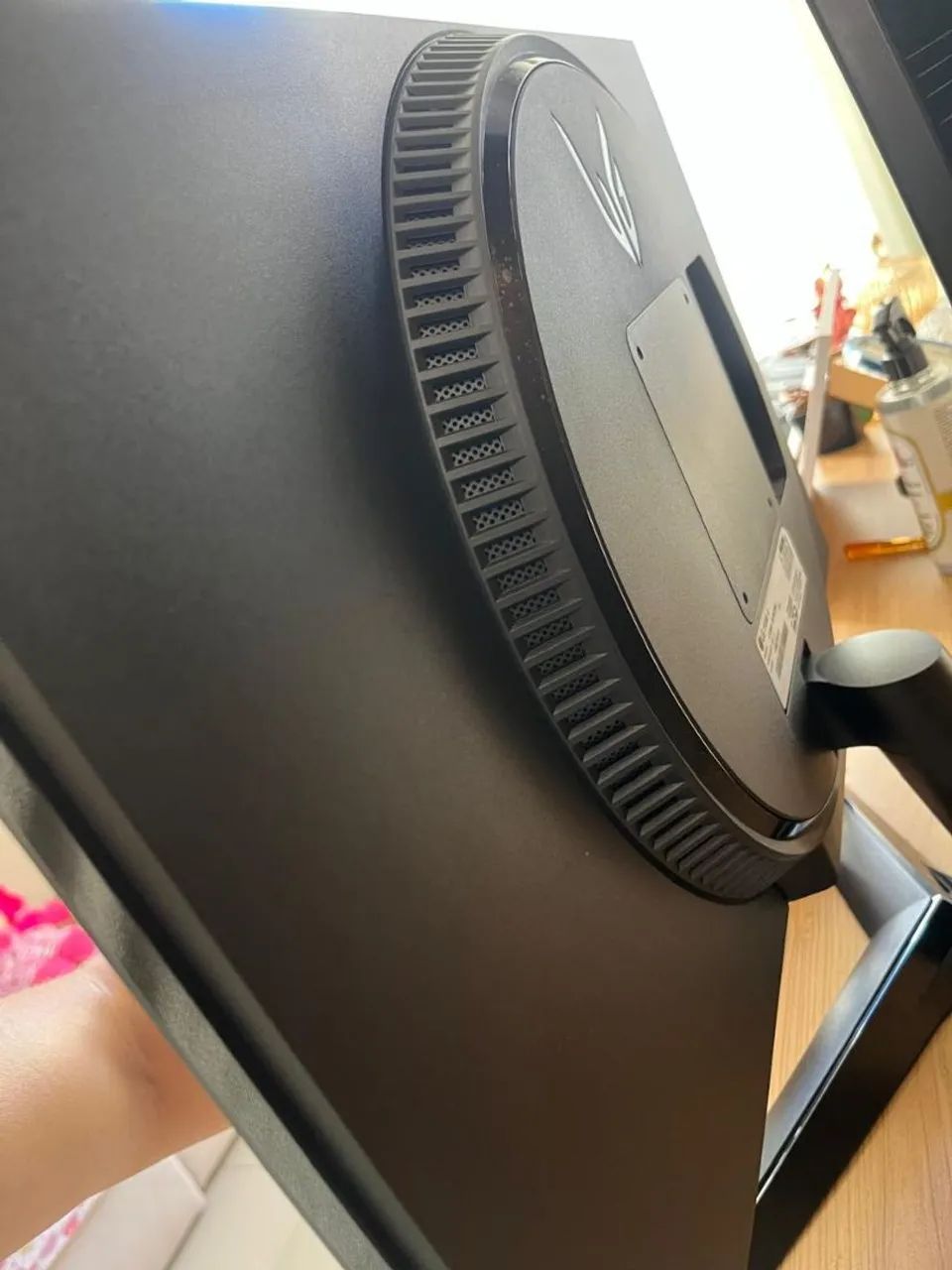 Monitor ultragear 27 POL 180hz 1ms - Foto 3