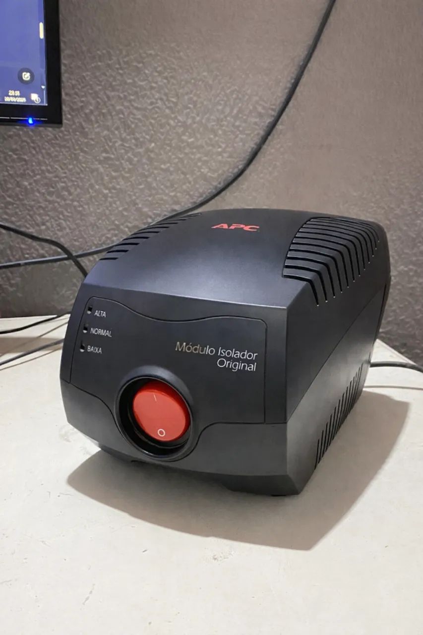 Modulo isolador, estabilizador