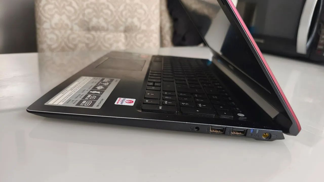 Notebook 1tb, 8GB RAM - Foto 2