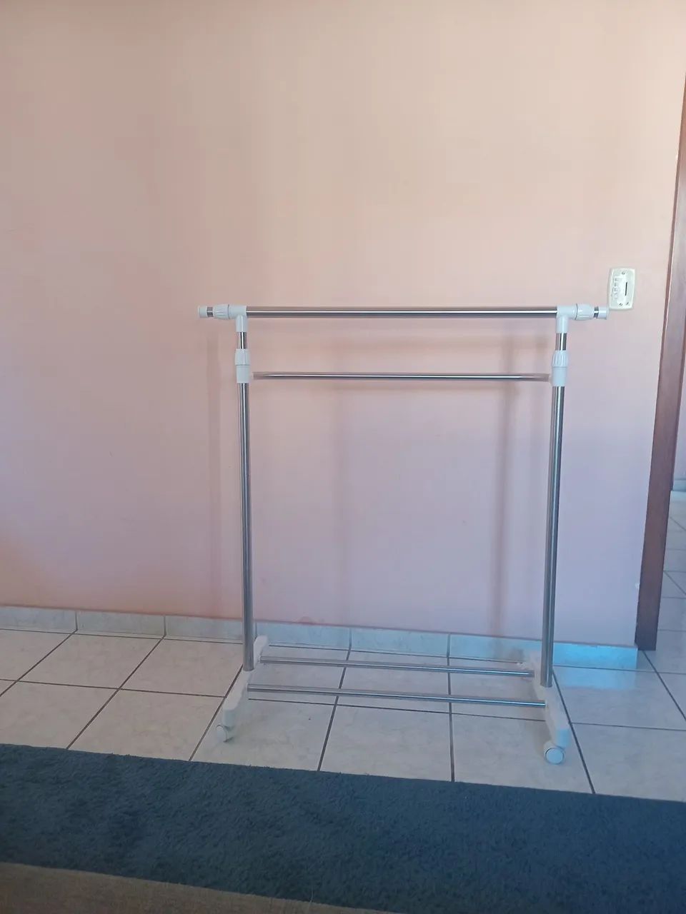Cabideiro arara regulável com extensor - Foto 5