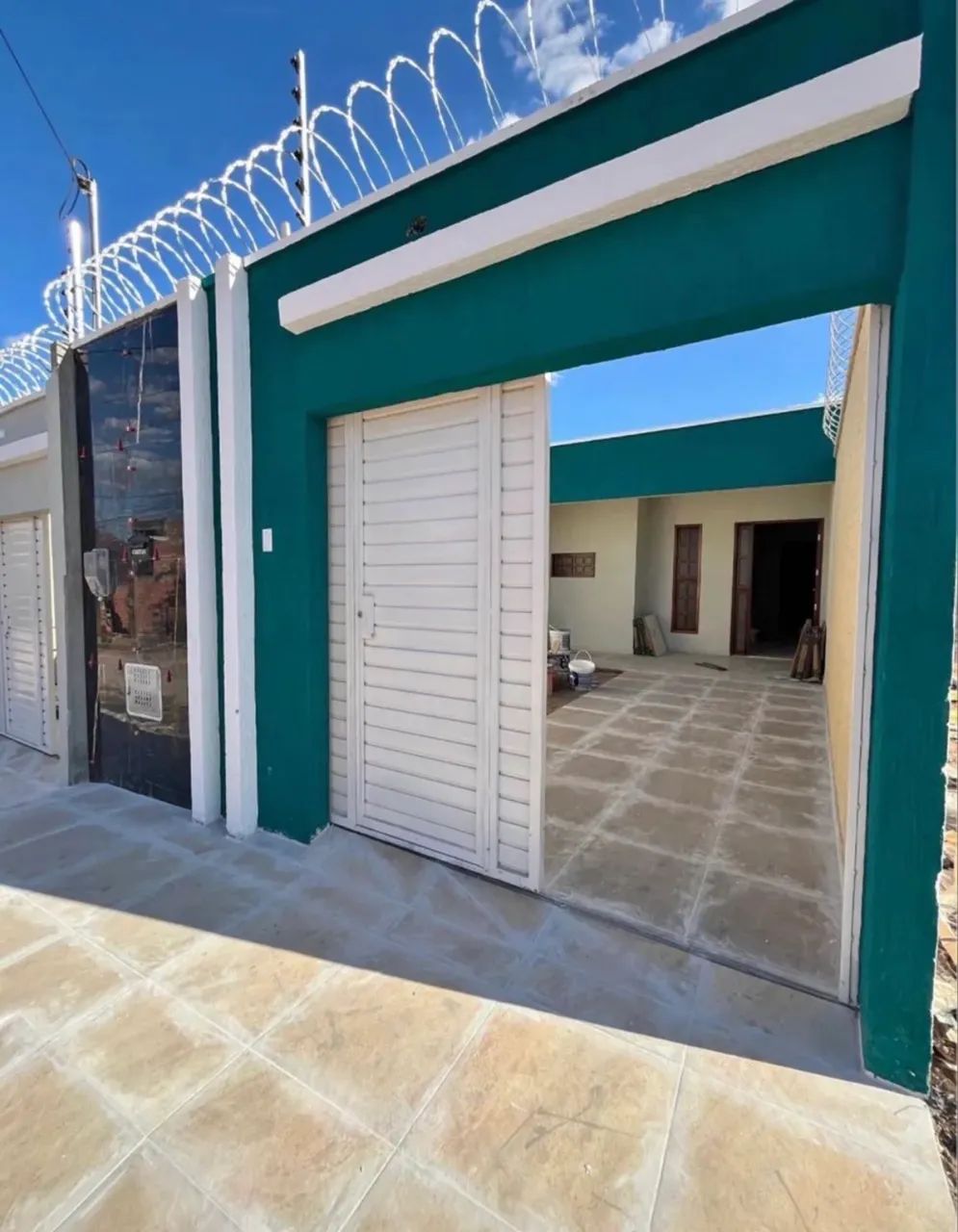 - Casa no Araçagi 