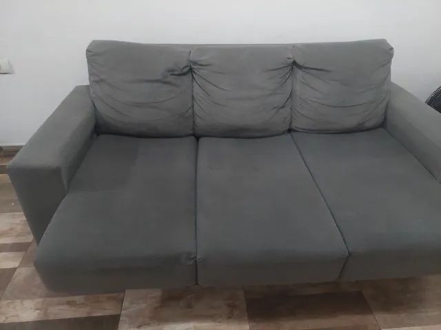 Sofá 03 lugares