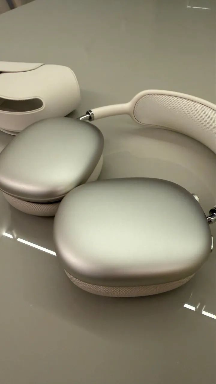 AirPods Max usb C estado de novo - Foto 3