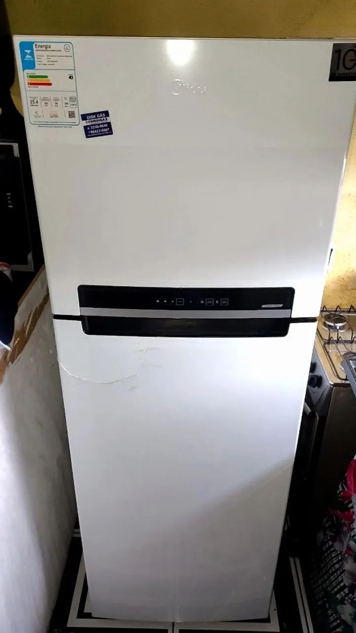 Estou vendo uma geladeira da marca Midea nova com nota  - Foto 3
