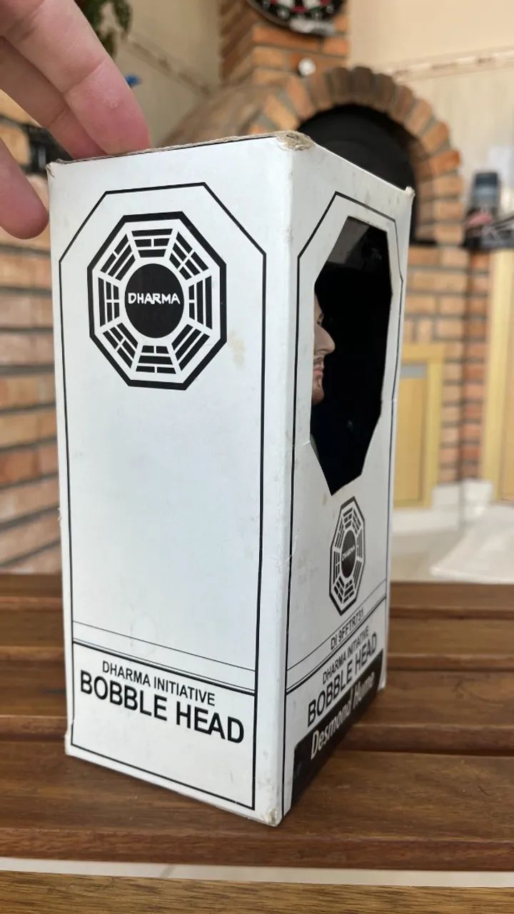 Lost Bobble-Head Desmond Hume 18 cm Boneco Action Figure - Foto 3