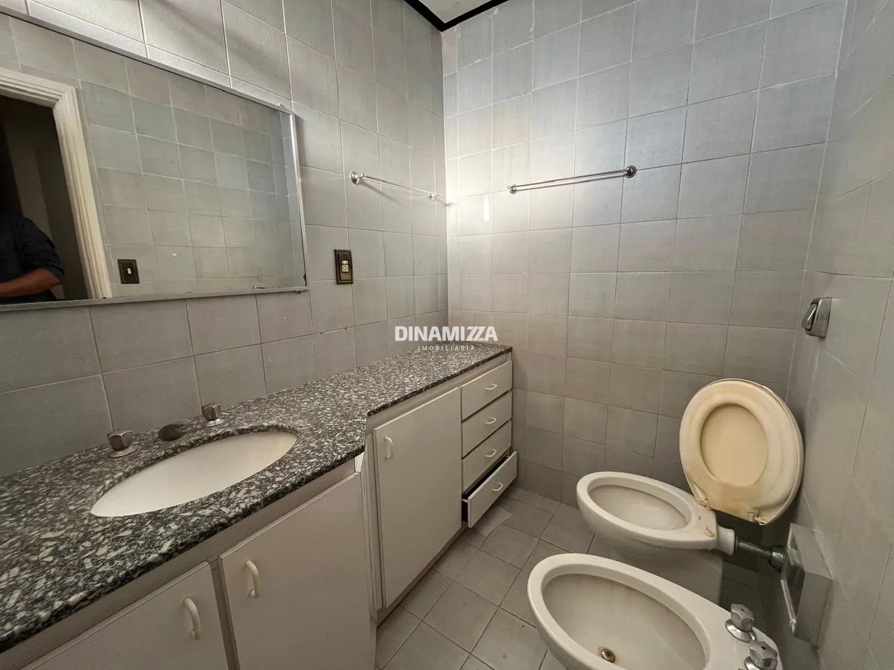 Apartamento em excelente localidade com 02 quartos - Foto 4