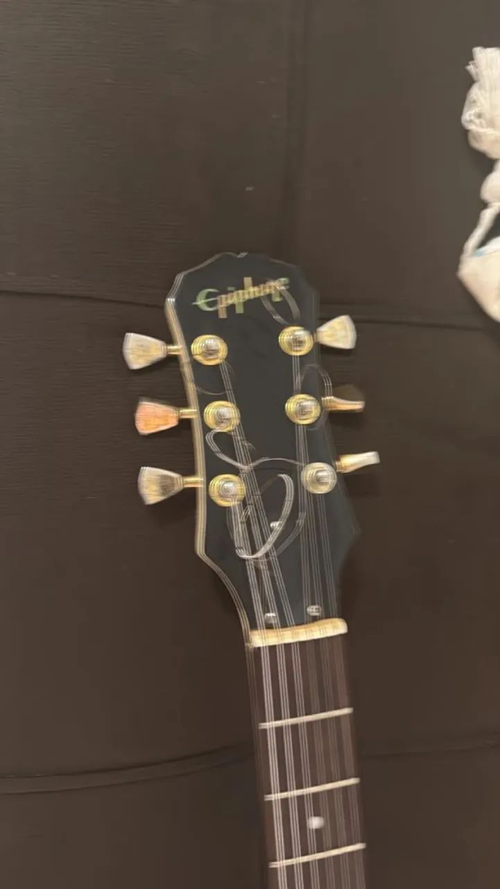 Guitarra - Foto 2