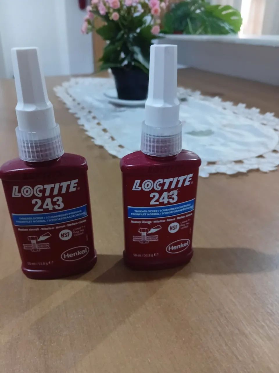 Loctite 243
