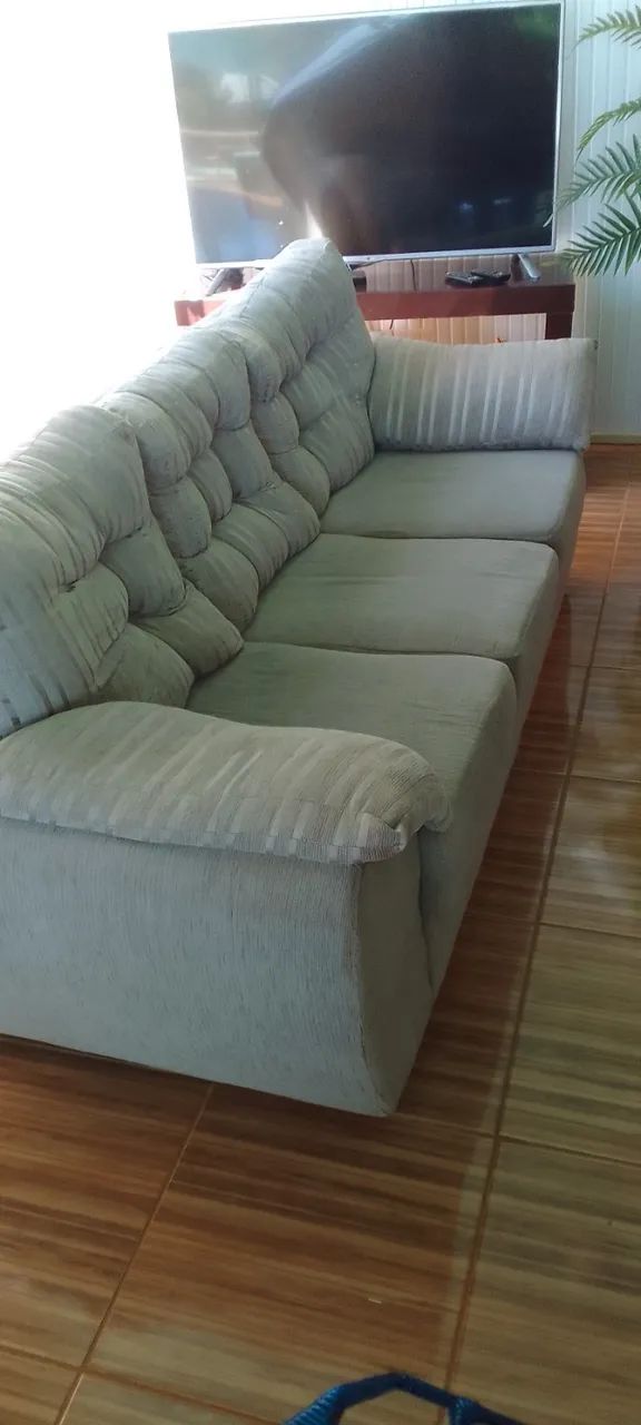 Sofá 3 lugares.  - Foto 4