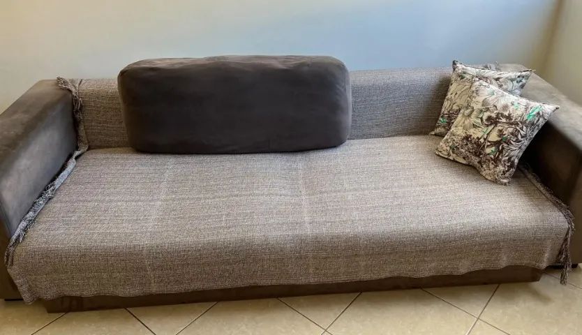 Sofá grande e confortável (Serve até como cama)! - Foto 2