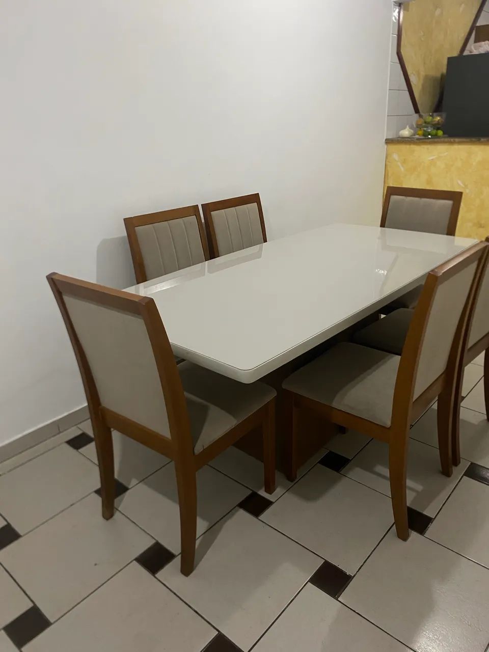 Mesa com 6 cadeiras  - Foto 3