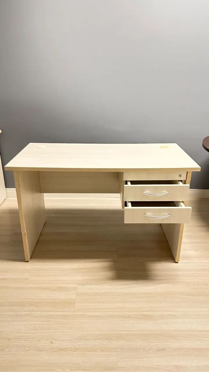 Mesa Escritório - Estação de trabalho 