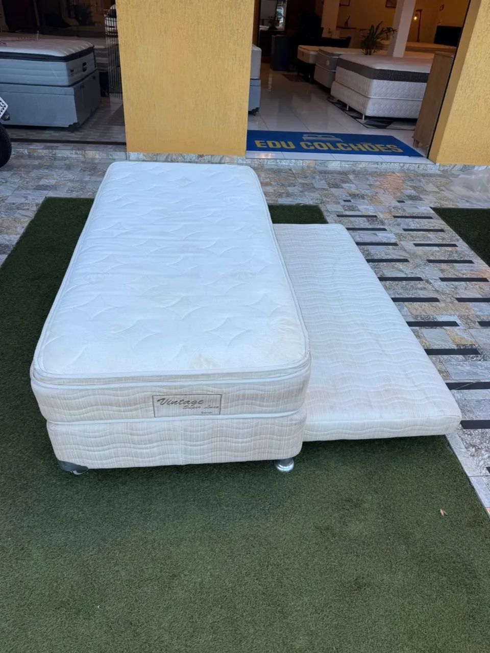 Bicama de solteiro com cama auxiliar usada - Entrego! 