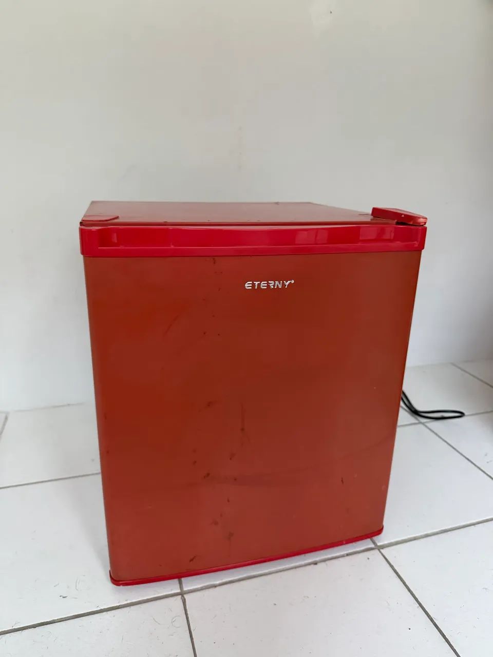 Frigobar 40 L Vermelho Eterny - Foto 4