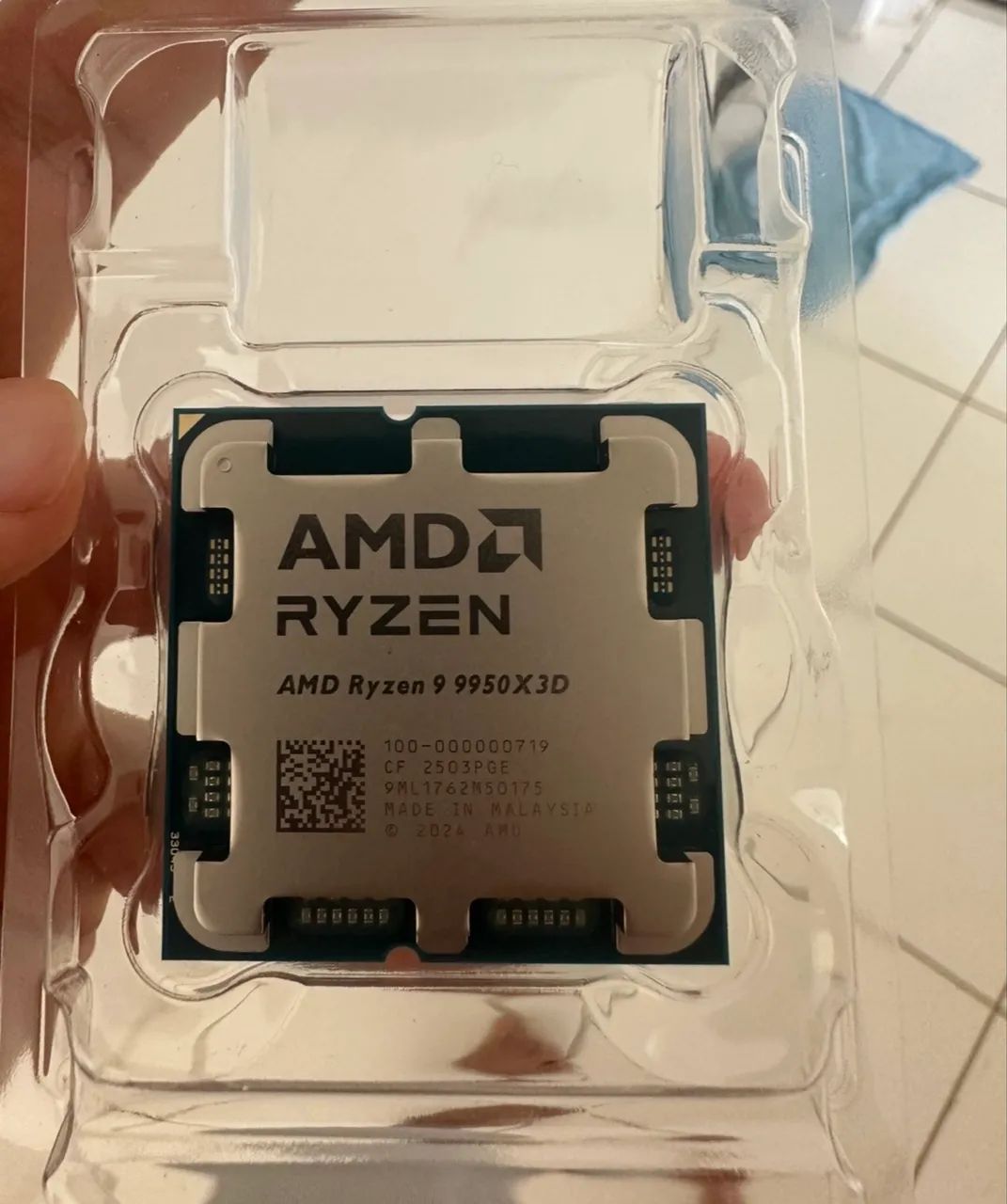 Ryzen 9 9950x3d - Foto 2