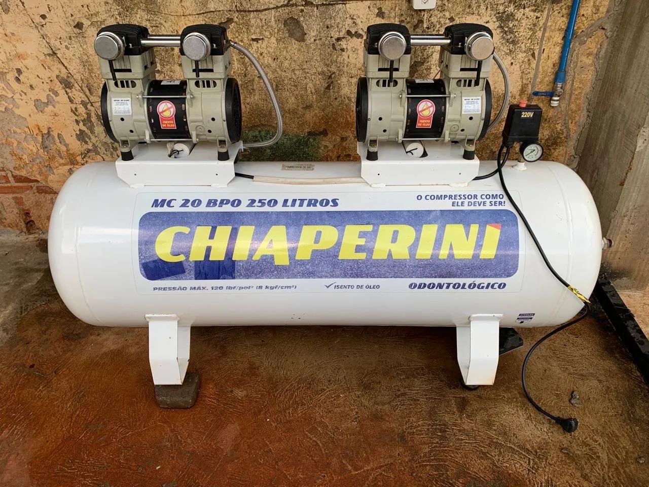 Compressor Chiaperini 20 pés 250 litros - Foto 2
